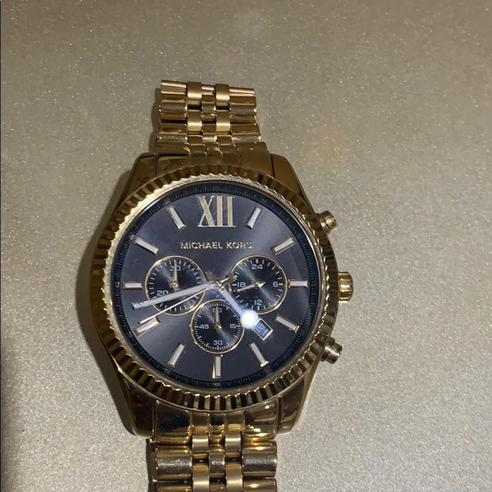 Michael Kors Men's Chronograph Gold Bracelet Watch - Picture 2 of 3